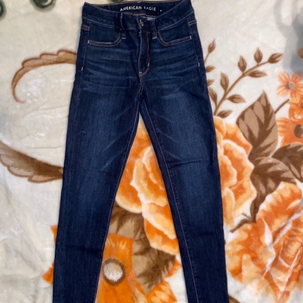 Size 2 American Eagle Jeans